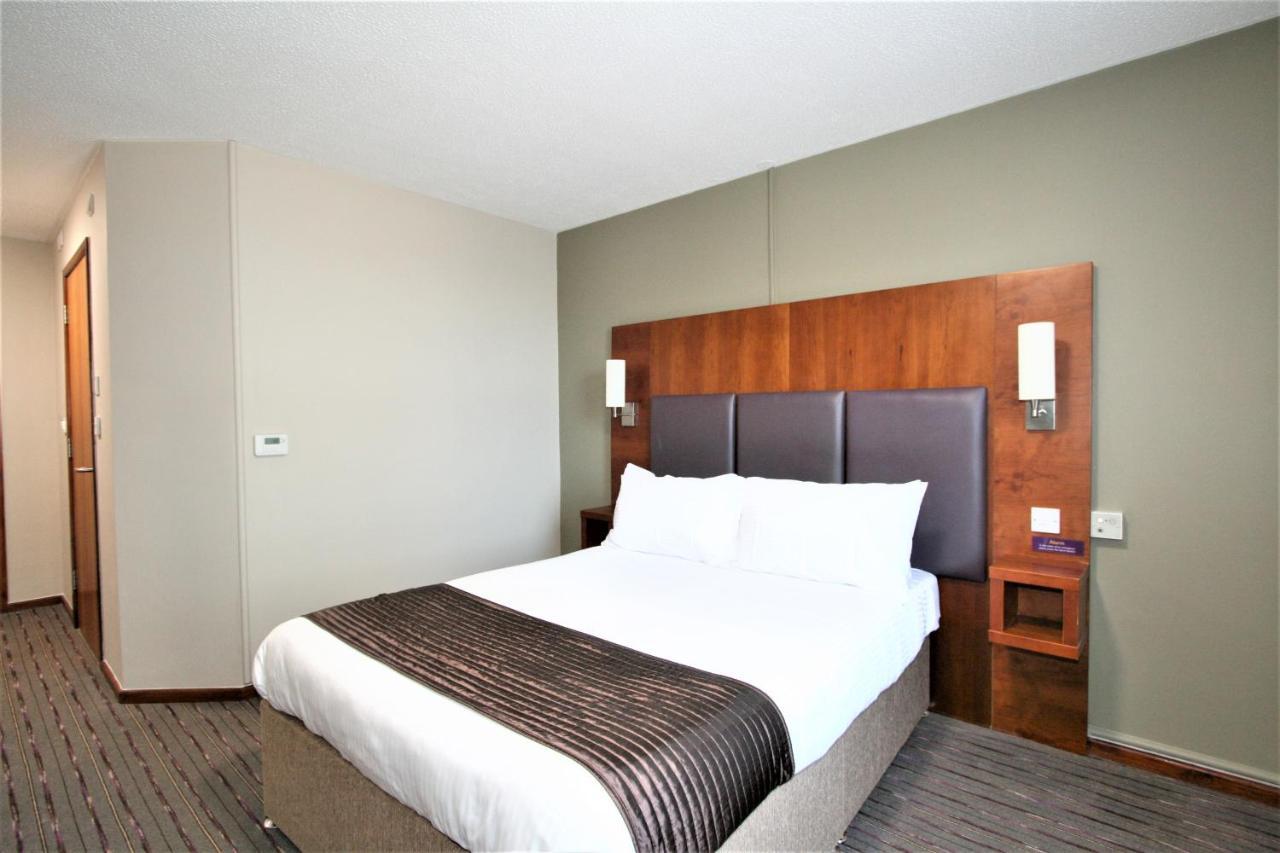 The Oakwood Hotel By Roomsbooked Gloucester Esterno foto