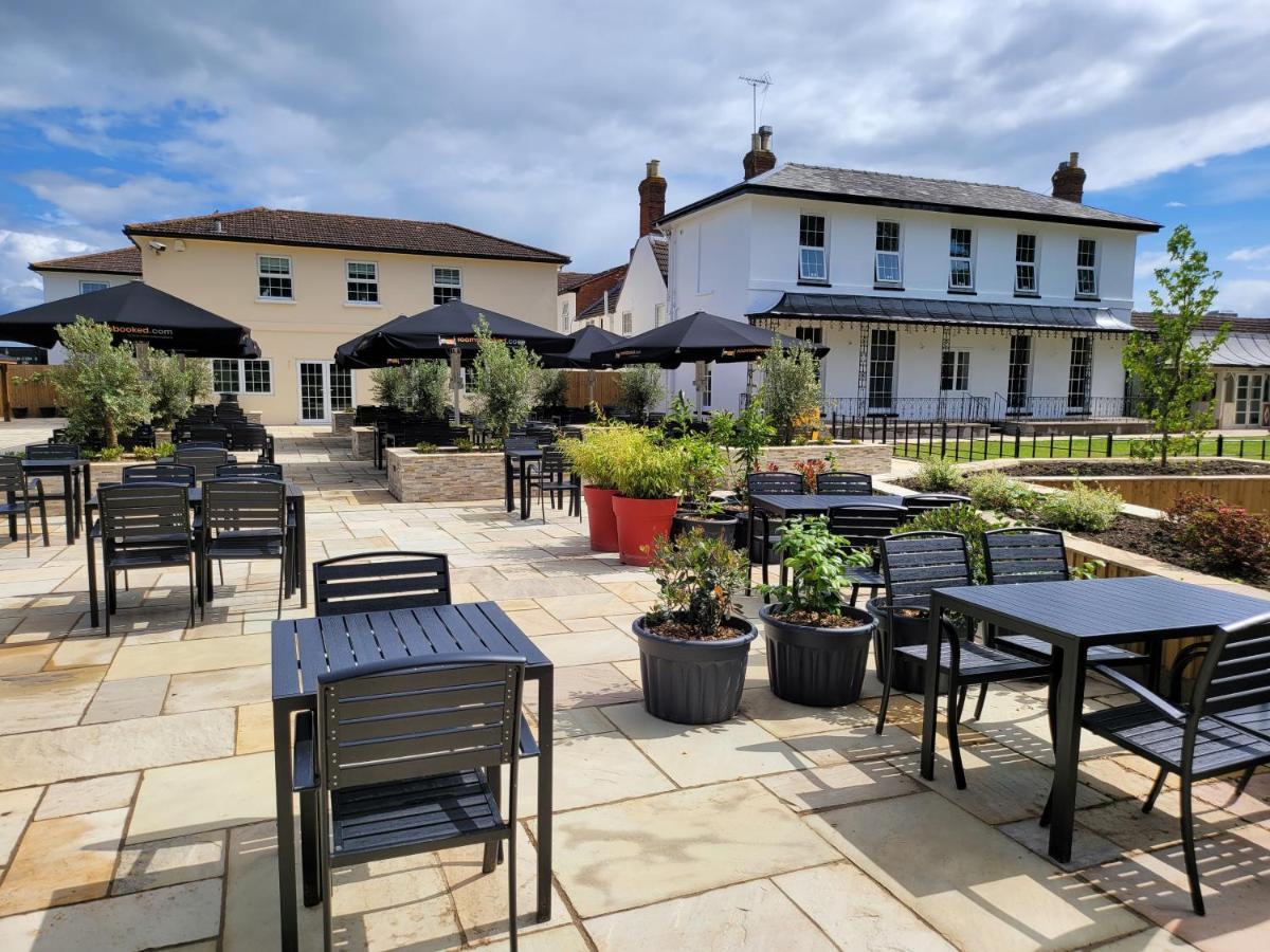 The Oakwood Hotel By Roomsbooked Gloucester Esterno foto